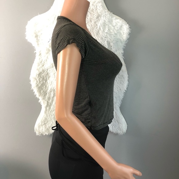 ❤️ Brandy Melville striped cropped top - Picture 5 of 6